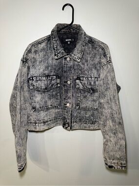 Acid Wash Black Cropped Denim Jacket - Women's